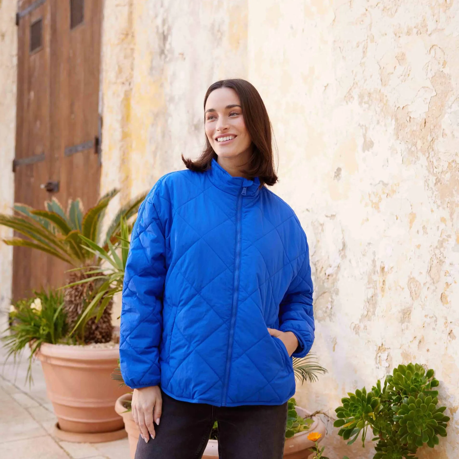 Cirnan Womens Shower Resistant Insulated Packaway Jacket - Ultra Marine