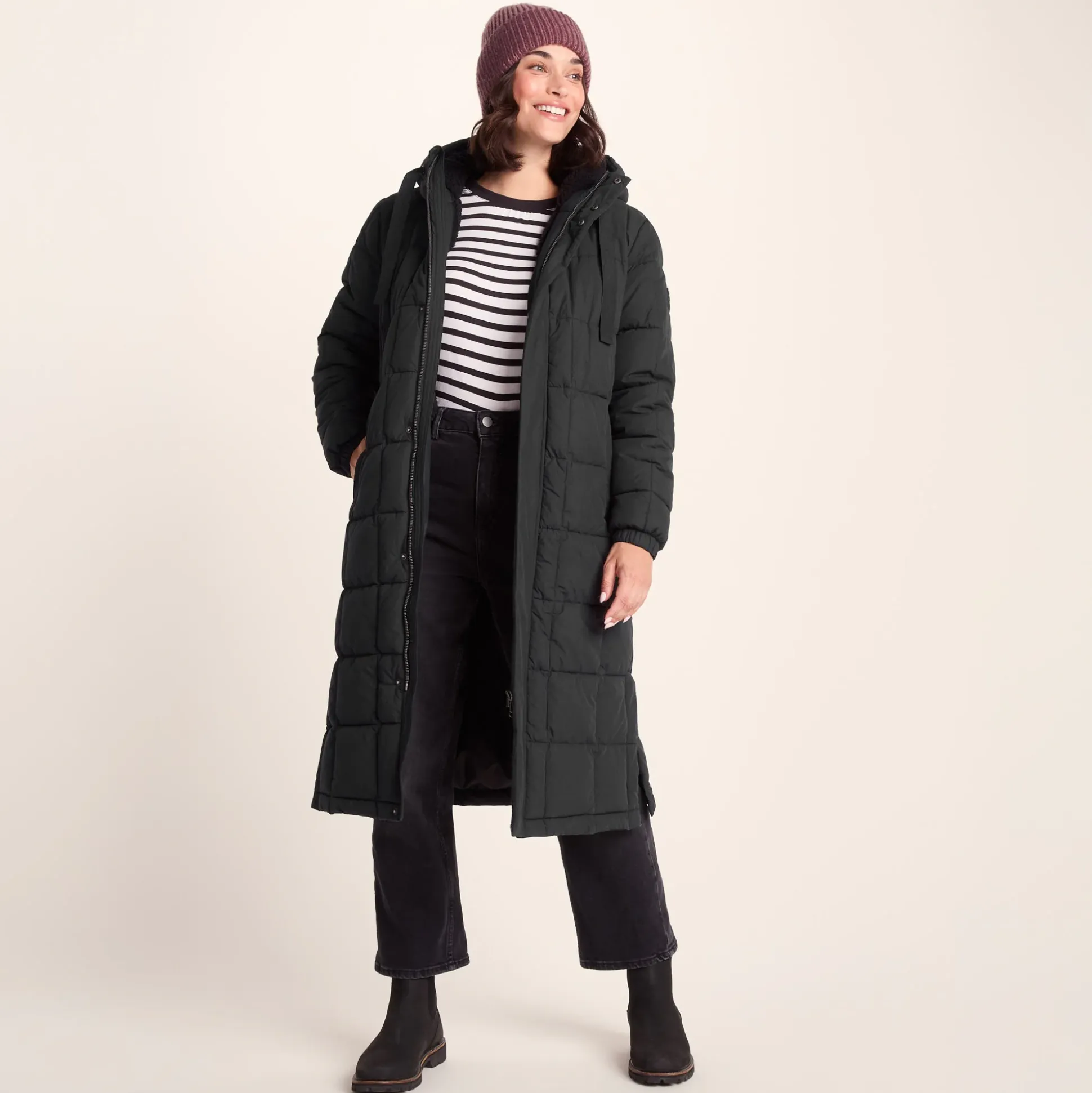 Saga Womens Long Shower Resistant Insulated Jacket - Black