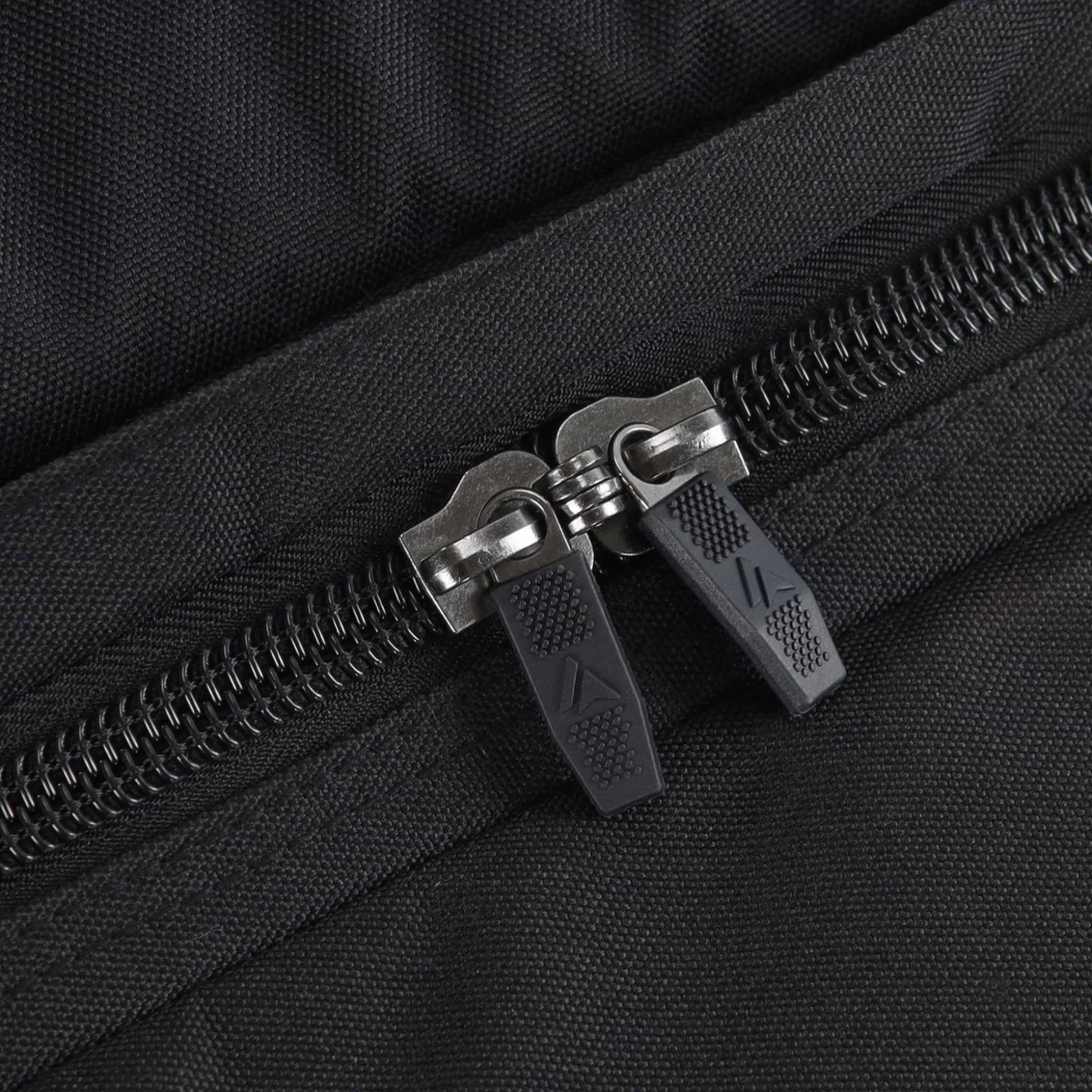 Surfanic Maxim 3.0 100L Roller Bag - Black Marl