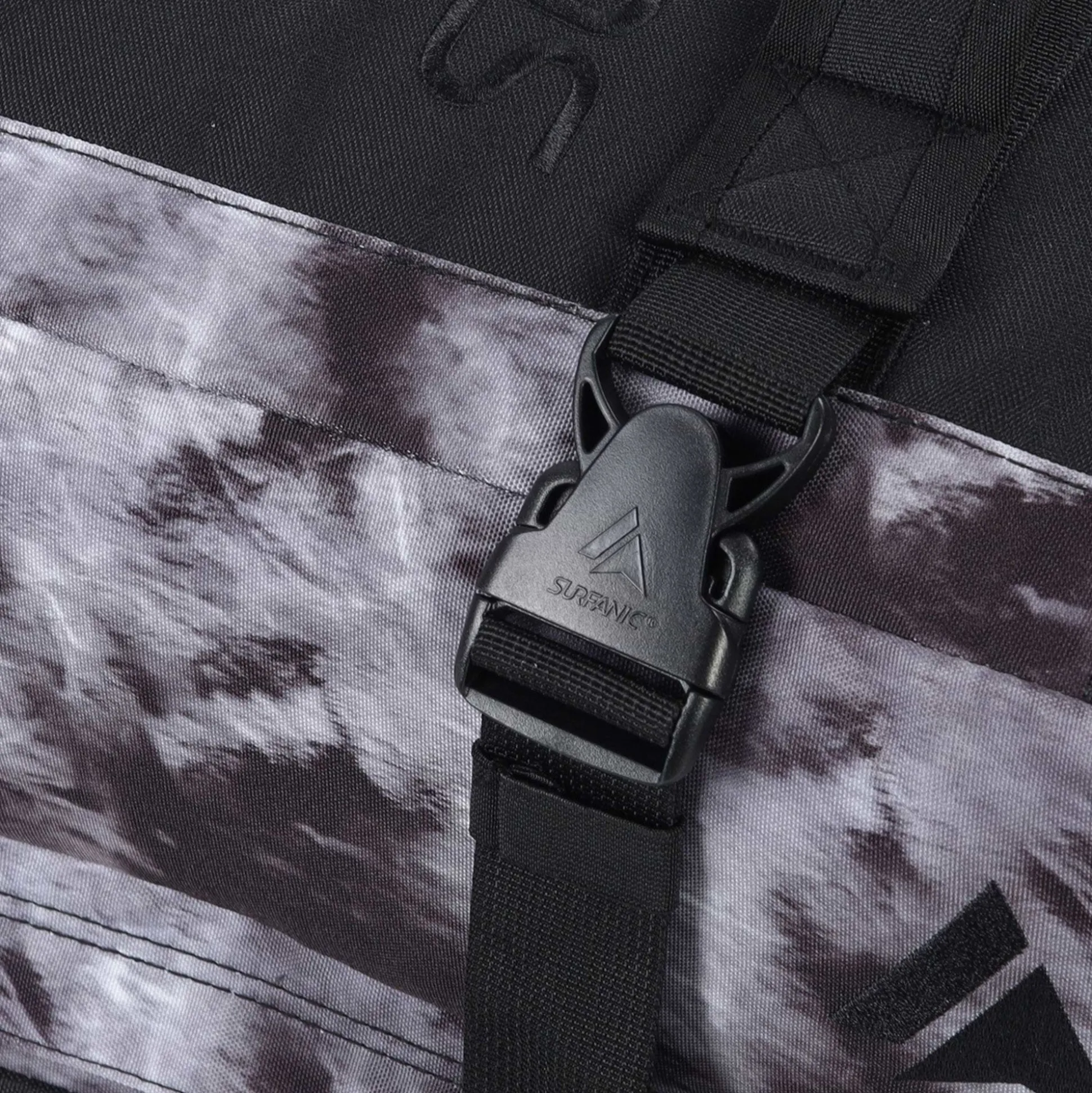 Surfanic Maxim 3.0 70L Roller Bag - Frostbite