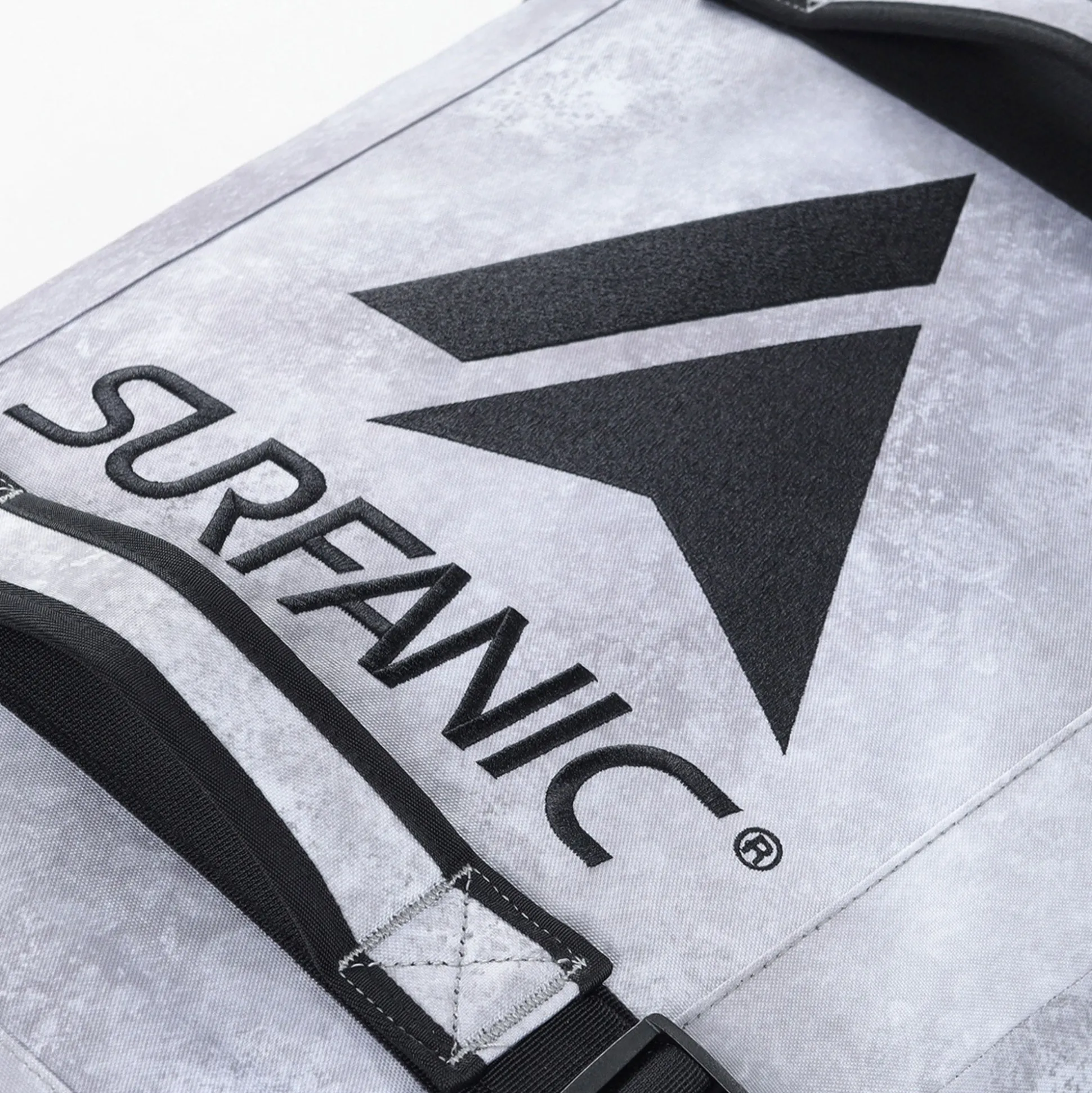 Surfanic Maxim 3.0 100L Roller Bag - Grey