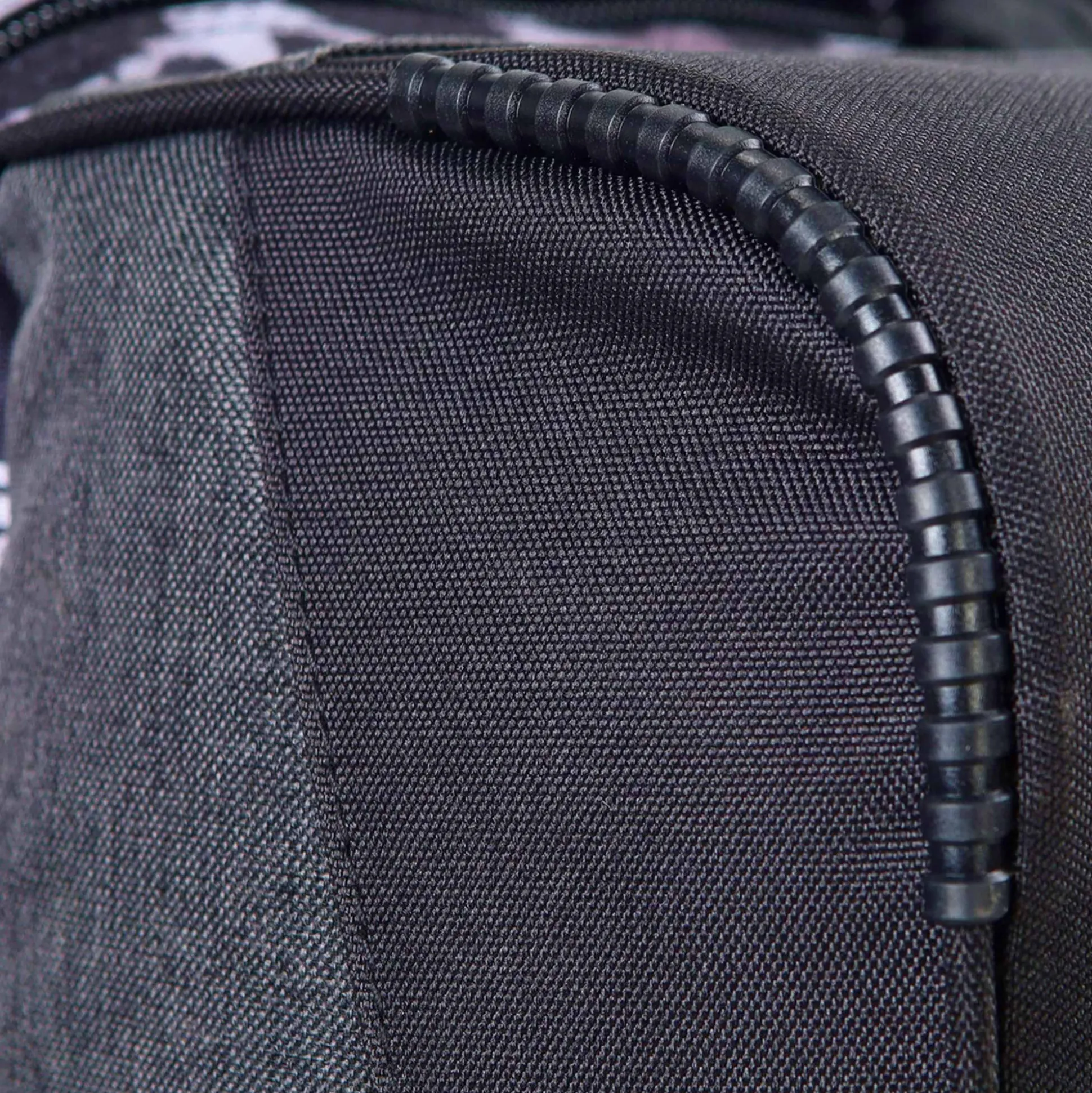 Surfanic Maxim 3.0 70L Roller Bag - Ice